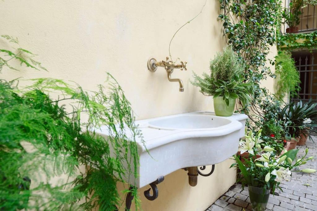 Corte Paolina - Charming Courtyard Inside Lucca Exterior foto